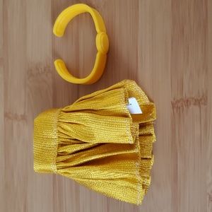 NWOT Elf on the Shelf Skirt and Belt